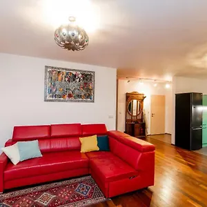 https://stunning-apartment-garage-security-mokotow-area.warsawhotelspoland.com